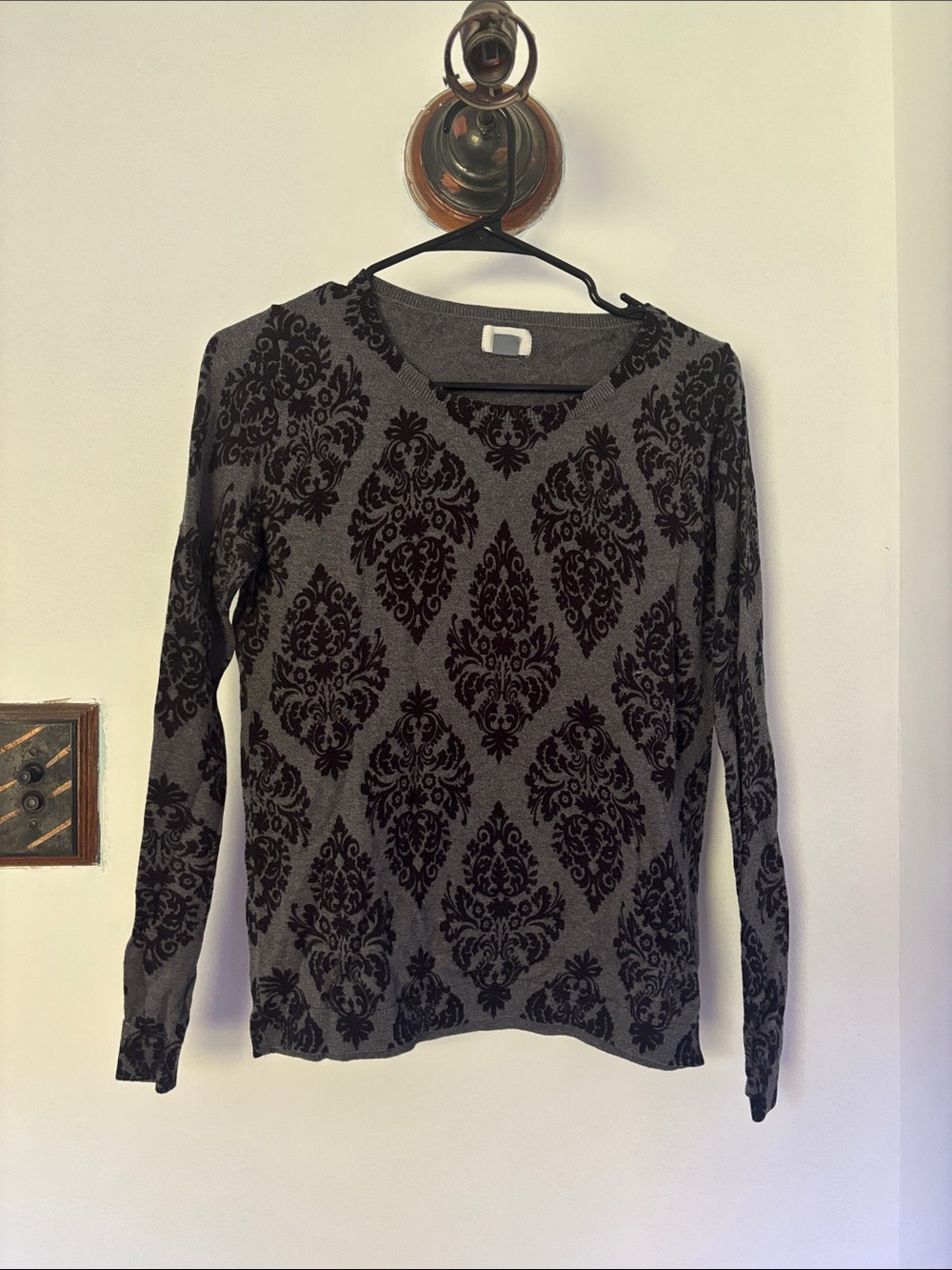 Old Navy Gray Crewneck Sweater with Black Damask Pattern